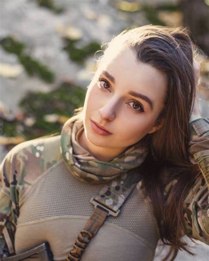 Who is Elena Deligioz Dating – Elena Deligioz's Boyfriend & Exes
