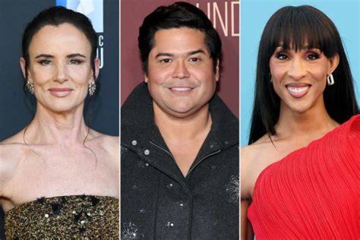 Who is Harvey Guillen Dating – Harvey Guillen's Girlfriend & Exes
