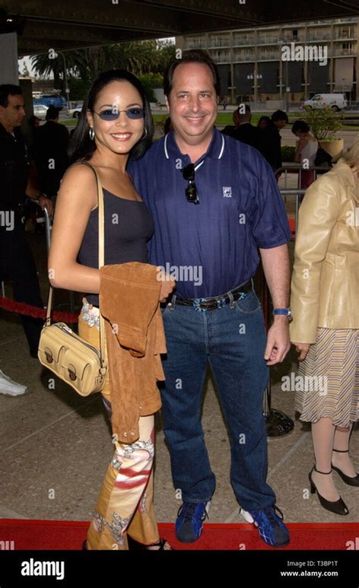 Who is Jon Lovitz Dating – Jon Lovitz's Girlfriend & Exes