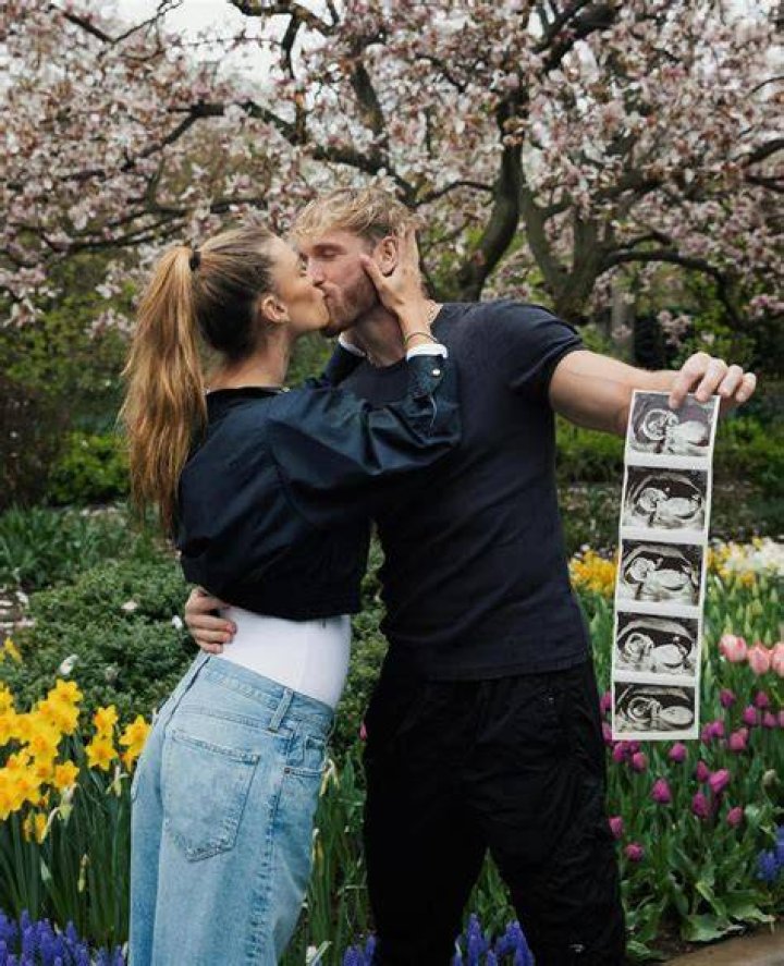 Who is Logan Dominick Dating – Logan Dominick's Girlfriend & Exes