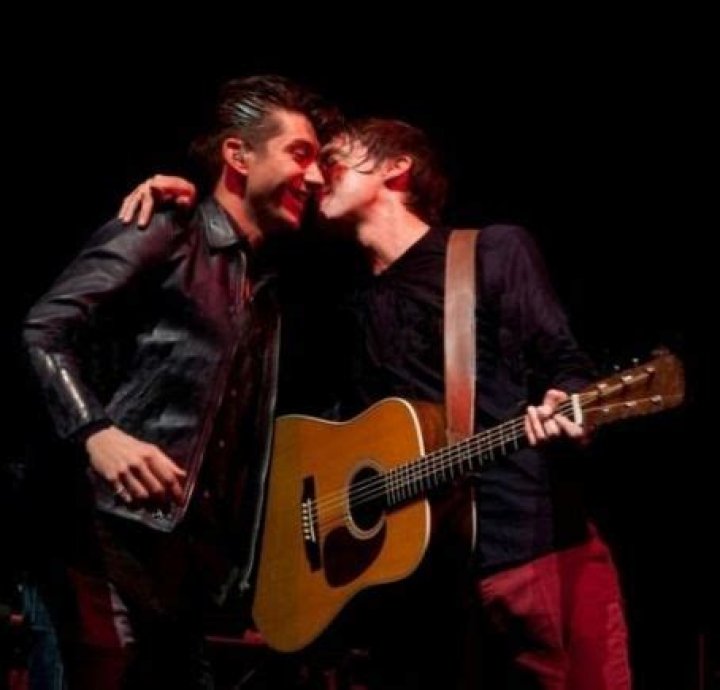 Who is Miles Kane Dating – Miles Kane's Girlfriend & Exes