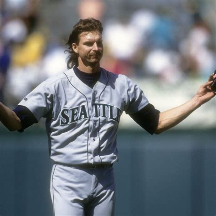 Who is Randy Johnson Dating – Randy Johnson's Wife & Exes