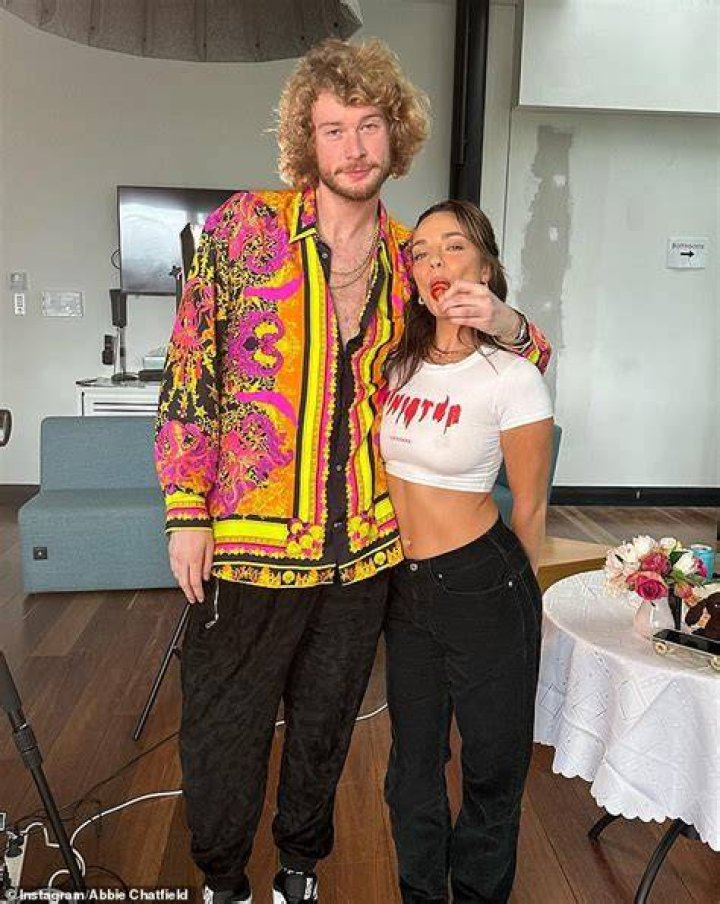 Willzyyy’s Girlfriend: Who is Willzyyy Dating?