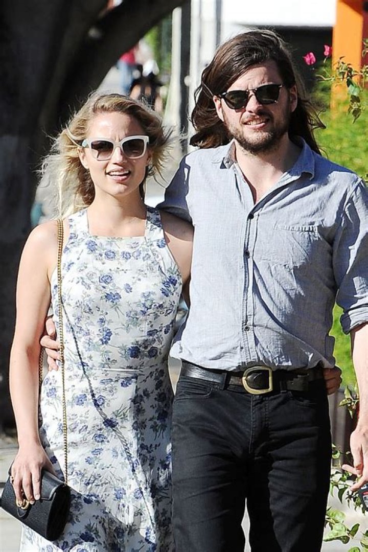 Winston Marshall’s Wife: Who is Winston Marshall Dating?